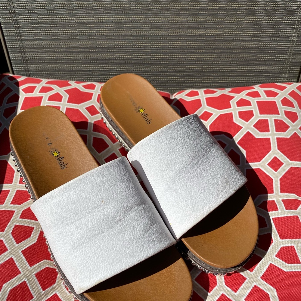 Women’s slip on white sandals size 7.5